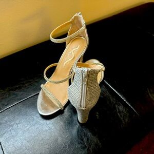 Purchased these shoes for a wedding only wear them one time